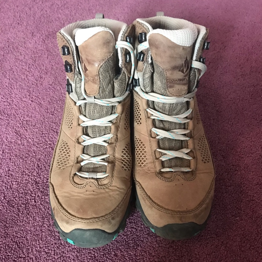 Hiking Boots 🥾 🥾